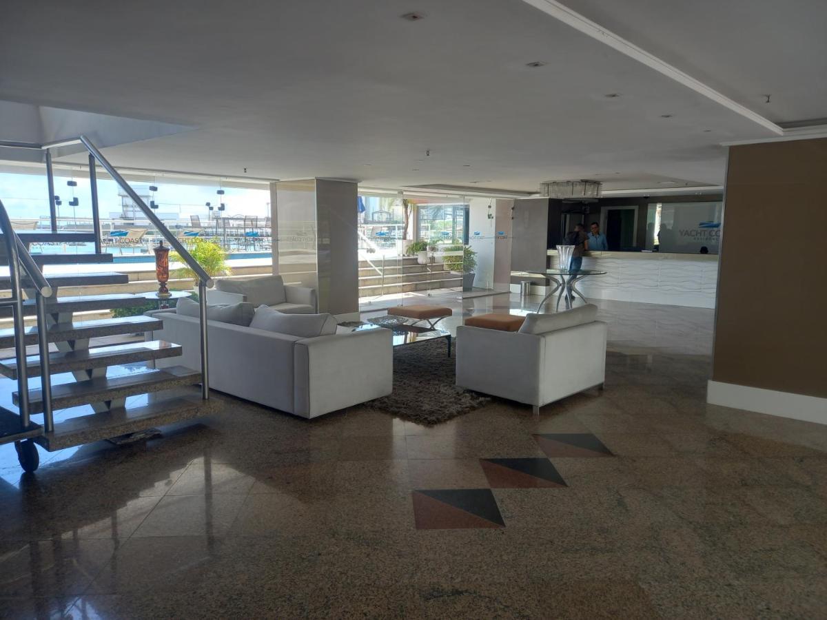 Yacht Coast Beira Mar *